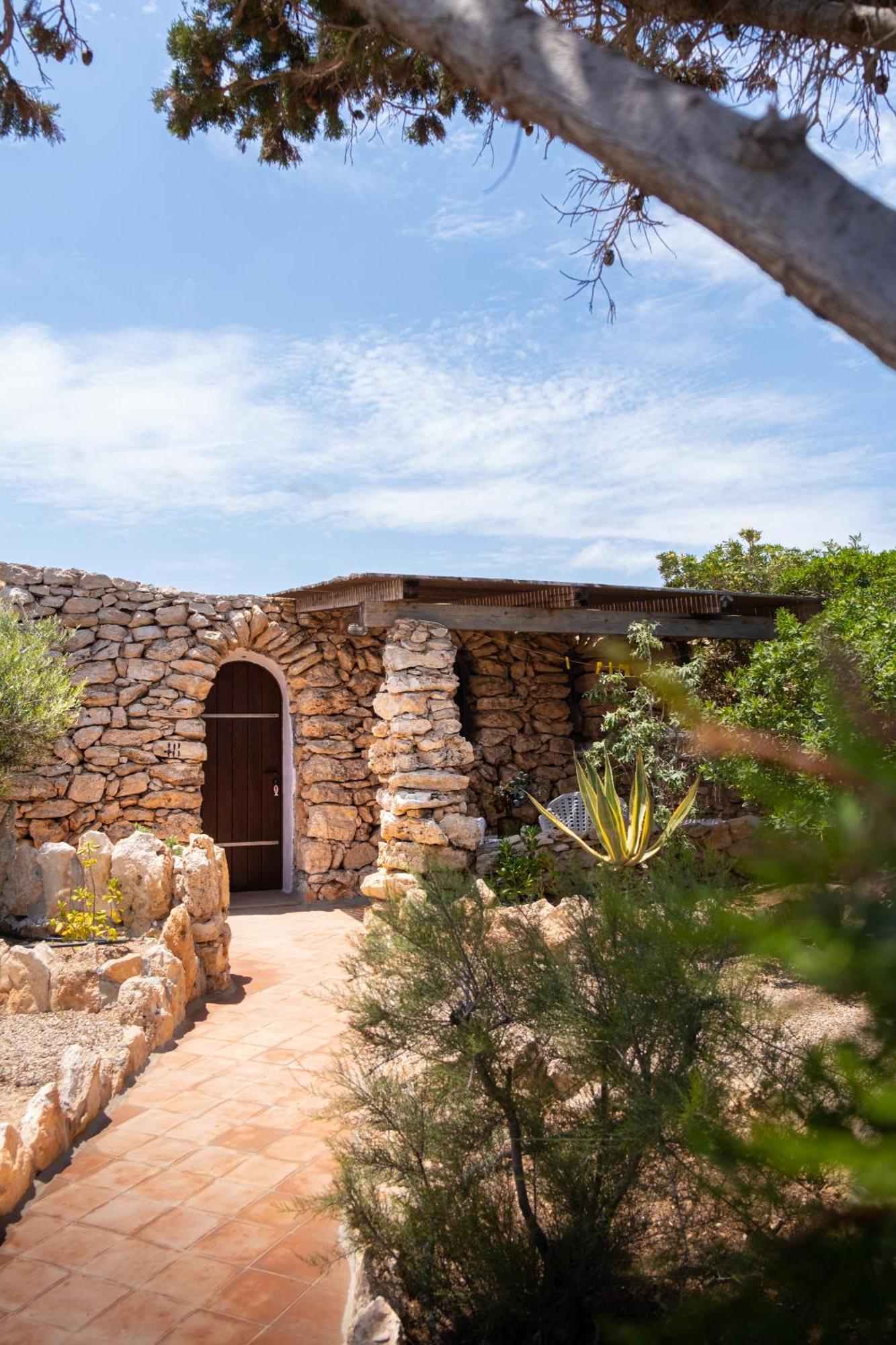 I Dammusi Di Borgo Cala Creta Hotel LMP Екстериор снимка