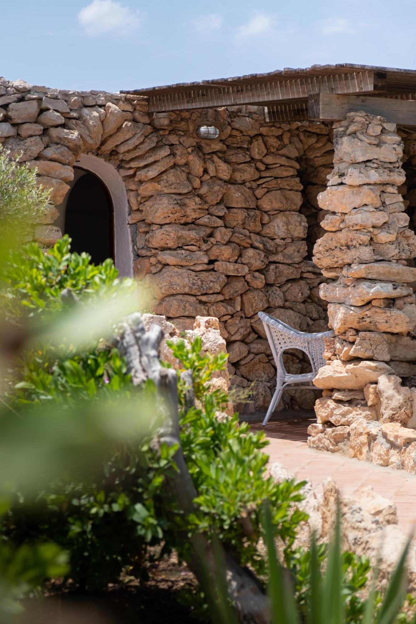 I Dammusi Di Borgo Cala Creta Hotel LMP Екстериор снимка