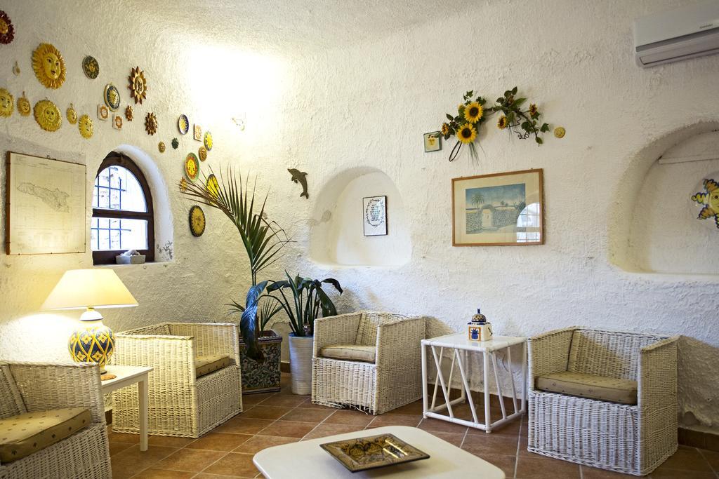 I Dammusi Di Borgo Cala Creta Hotel LMP Екстериор снимка