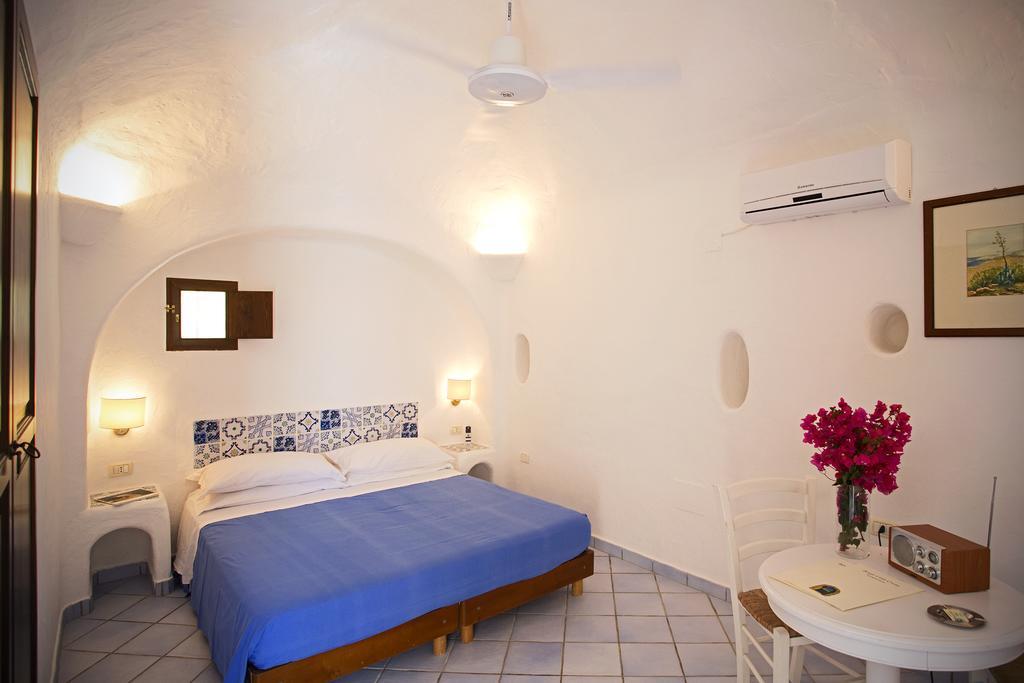 I Dammusi Di Borgo Cala Creta Hotel LMP Стая снимка